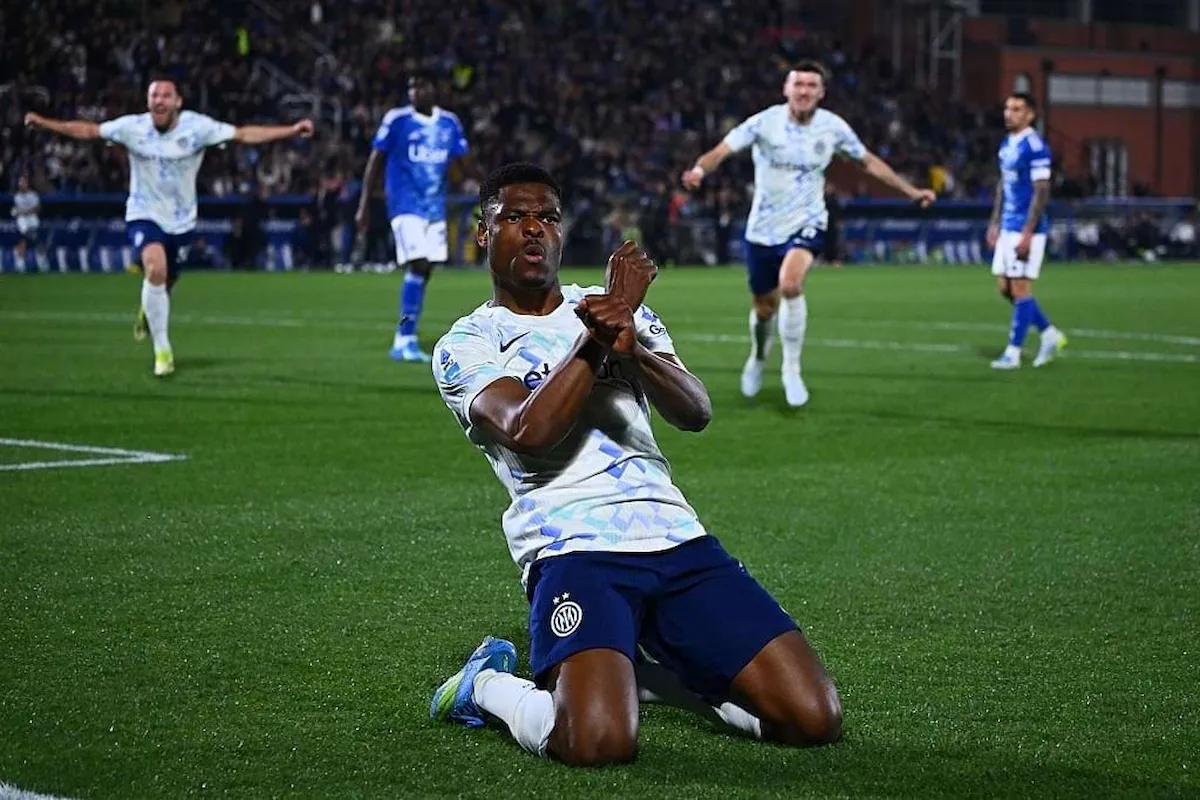 Calciomercato Inter, Spence non è un altro Dumfries: cosa cambia sulla fascia-2