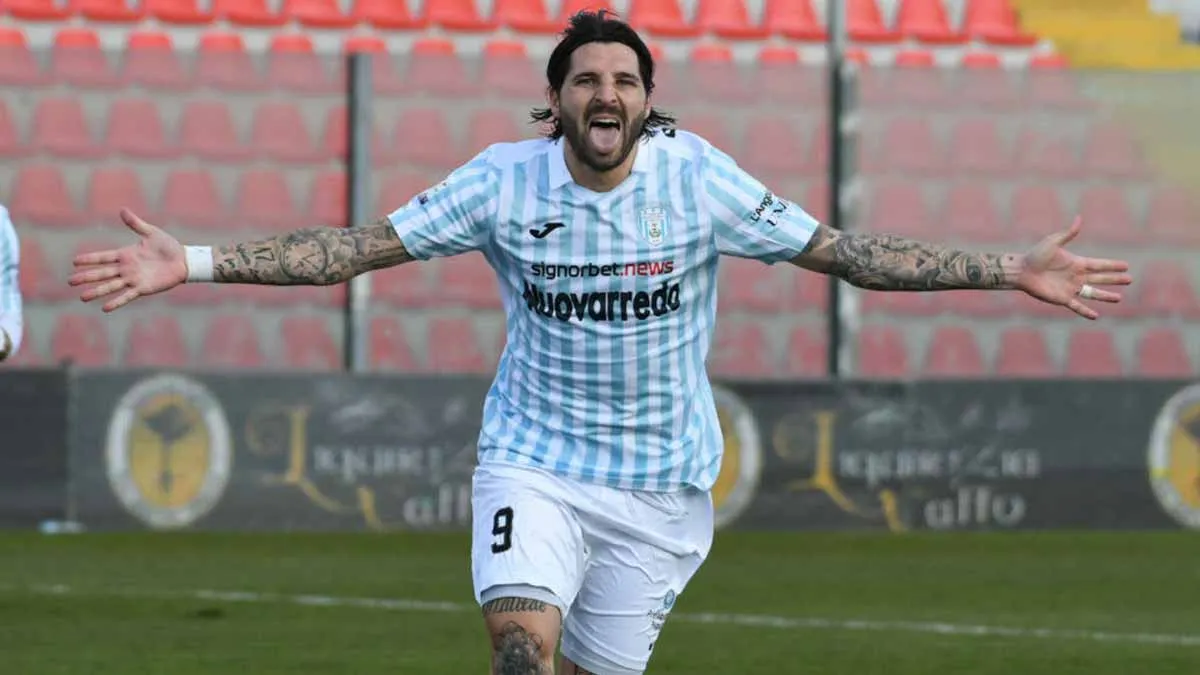 Serie C - Calciomercato Casarano: tutto sul bomber Cosimo Patierno