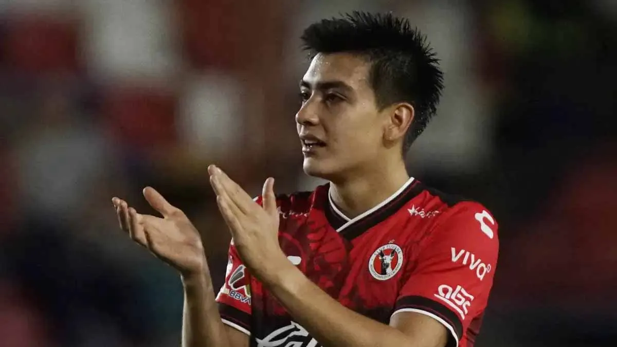 Milan, assalto a Gilberto Mora: sfida a Liverpool e PSG per il talento messicano