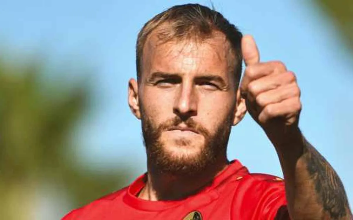 Serie B - Stangata per Sibilli del Bari: 16 mesi di squalifica per scommesse