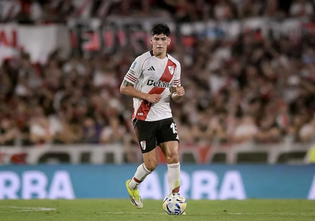 Calciomercato Cagliari, offerta per Rivero: la concorrenza si complica