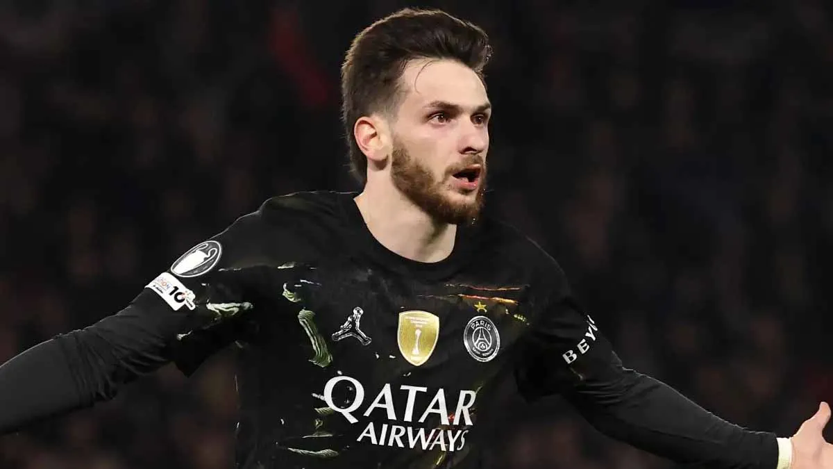Champions League - Kvaratskhelia sempre più forte: numeri mostruosi