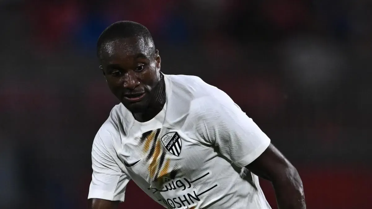 Inter, torna di moda Diaby: nuovo sondaggio ma pesa l'ingaggio