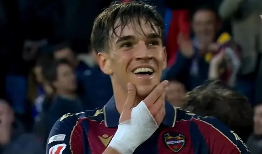 Calciomercato Bologna: Carlos Espì è il nuovo l'obiettivo per l'attacco