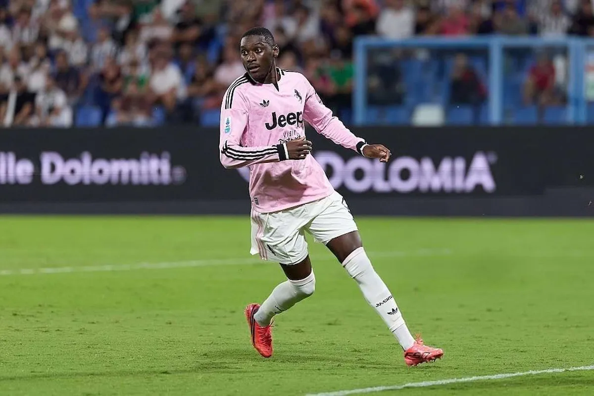 Juventus, Kalulu difende Kolo Muani: l'Europa cambia la prospettiva