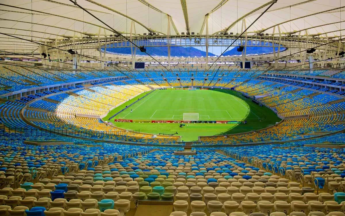 Il mitico stadio Maracanã ospita la Partita del Cuore con Baggio e leggende brasiliane